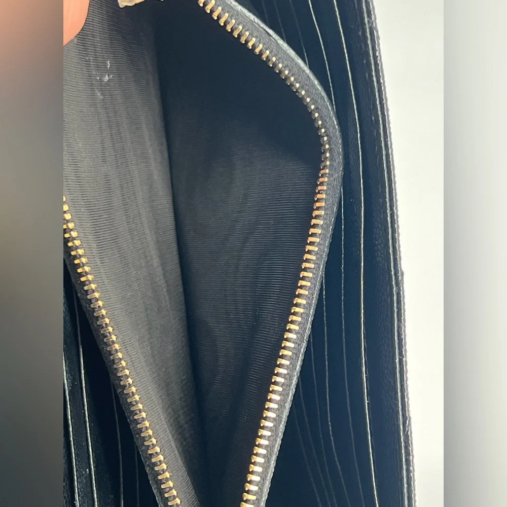 Saint Laurent Cassandre Matelasse Black Leather Wallet On Chain - Picture 10 of 12